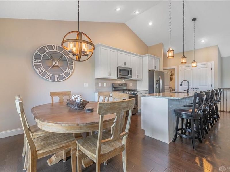 17 Louise Drive, Springboro, OH 45066 Photo 8