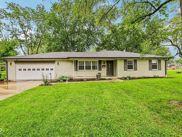 9565 Edgewater Court , Brownsburg, IN 46112