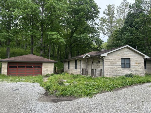 2449 Cartersburg Road , Danville, IN 46122