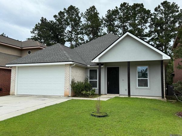 23318 Fairway Garden Ct, Unit #8, Springfield, LA 70462