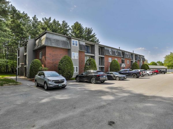 7 Blackstone Drive, Unit 36, Nashua, NH 03063