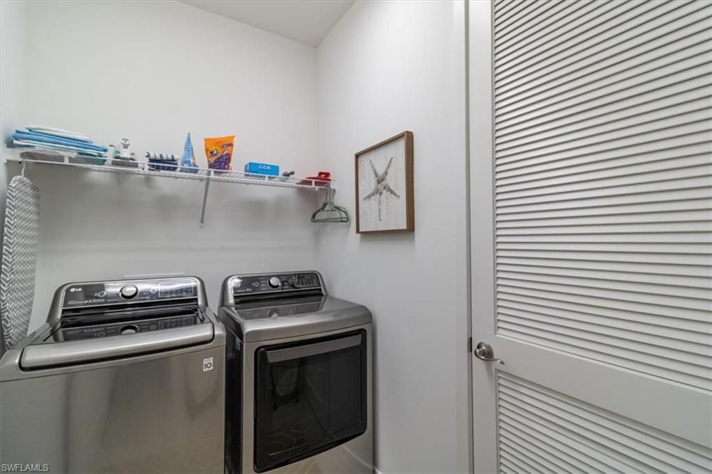 13021 Pembroke Dr, Naples, FL 34105 Photo