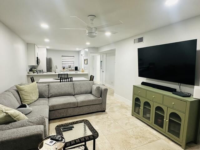 2601 NE 3rd Court, Unit 105, Boynton Beach, FL 33435 Photo