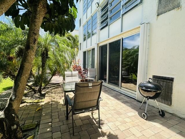 2601 NE 3rd Court, Unit 105, Boynton Beach, FL 33435 Photo