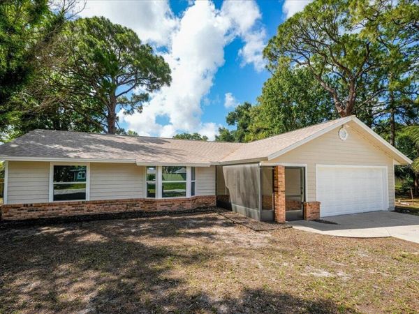 271 NE Naylor St Street, Palm Bay, FL 32907