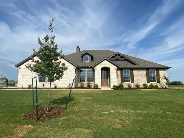54 Sunny Side Road, Valley View, TX 76272