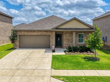 8312 Stovepipe Drive , Fort Worth, TX 76179