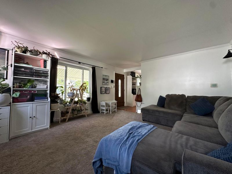 7446 Saratoga Avenue, Reynoldsburg, OH 43068 Photo 6