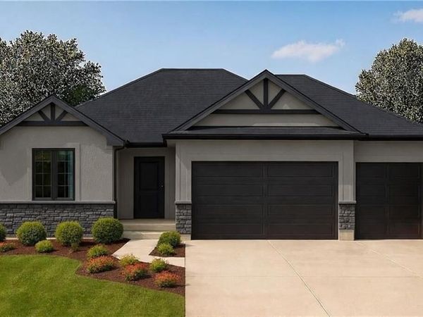 4720 SW 2nd Street, Blue Springs, MO 64014