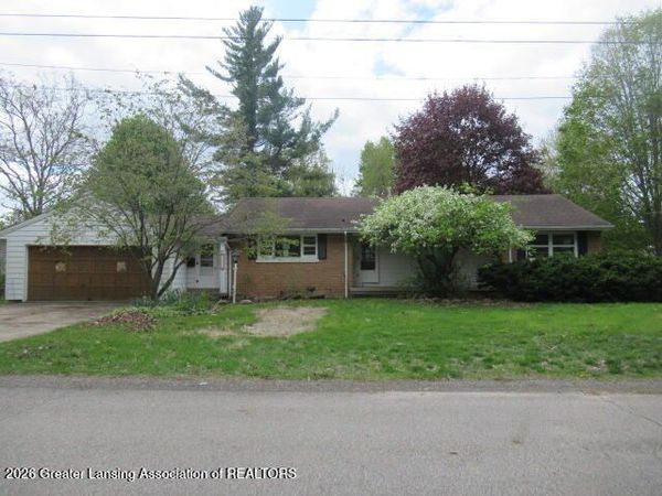 315 W Pine , Carson City, MI 48811