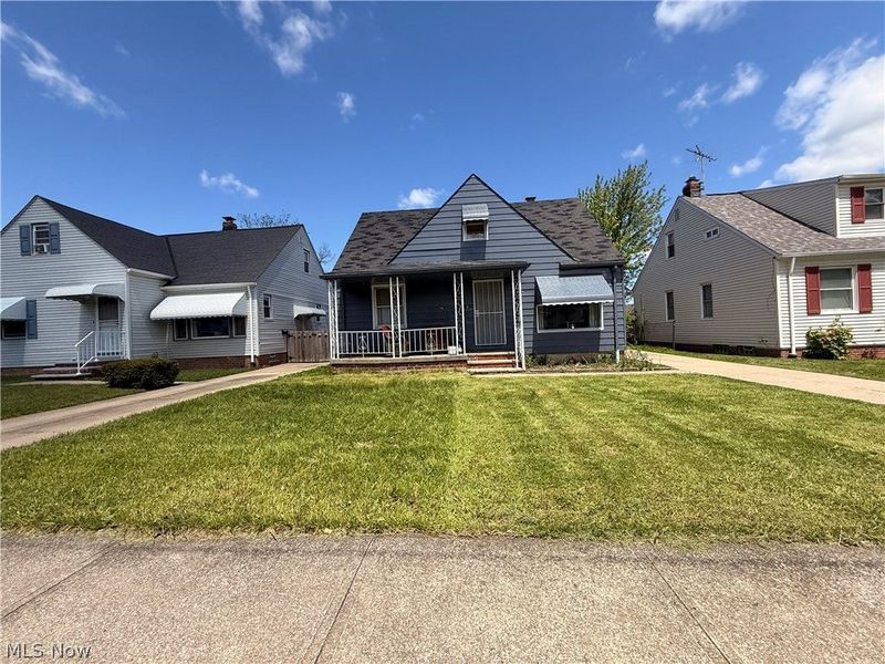 13701 Maple Leaf Drive, Garfield Heights, OH 44125 Photo 3