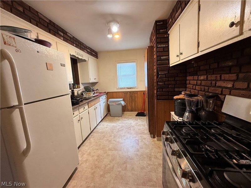 13701 Maple Leaf Drive, Garfield Heights, OH 44125 Photo 8