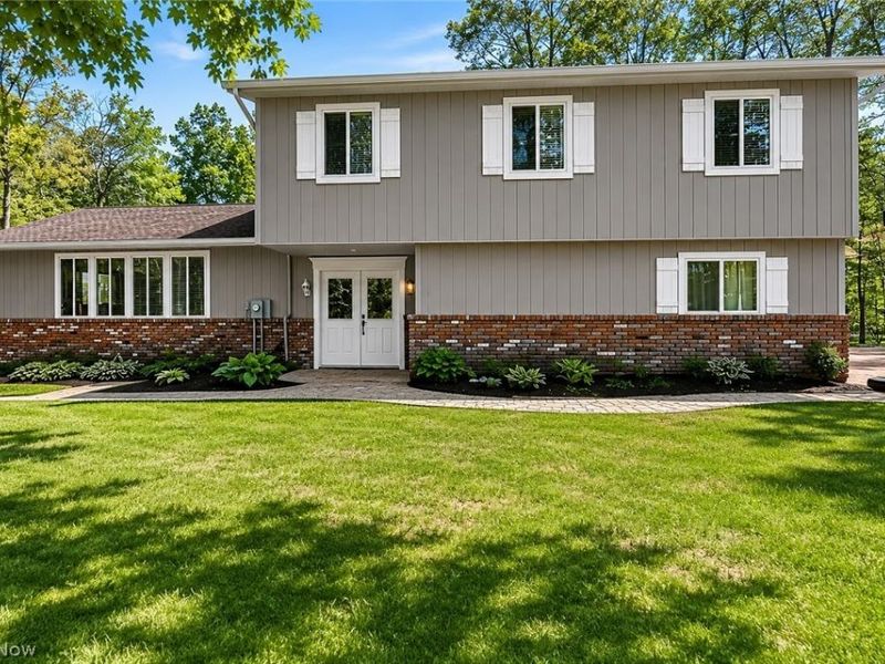11905 Sandgate Drive, Chesterland, OH 44026 Photo 1