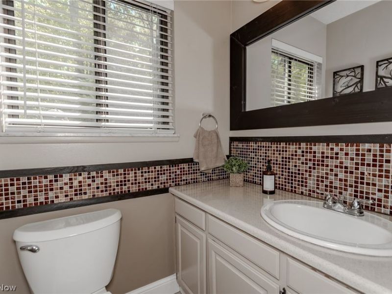 11905 Sandgate Drive, Chesterland, OH 44026 Photo 22