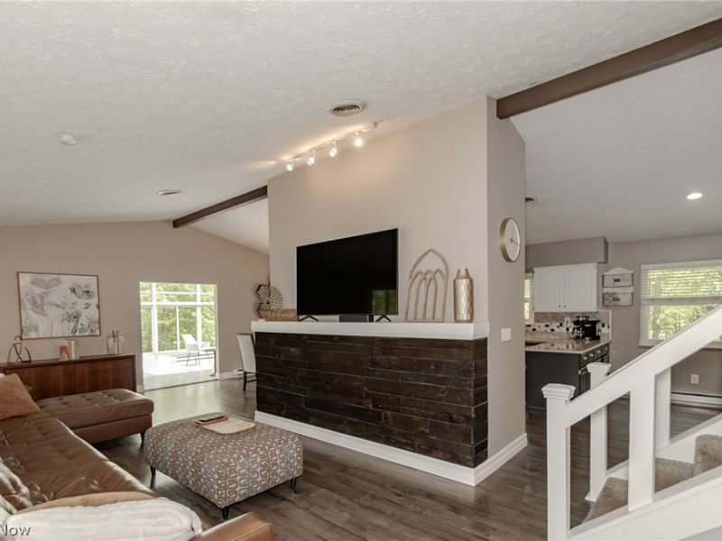 11905 Sandgate Drive, Chesterland, OH 44026 Photo 4