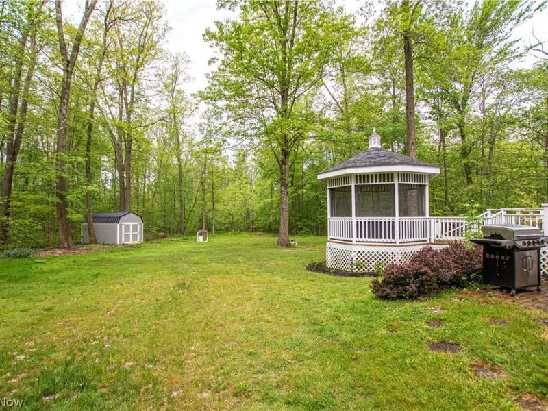 9103 Lake In The Woods Trail, Chagrin Falls, OH 44023 Photo 35