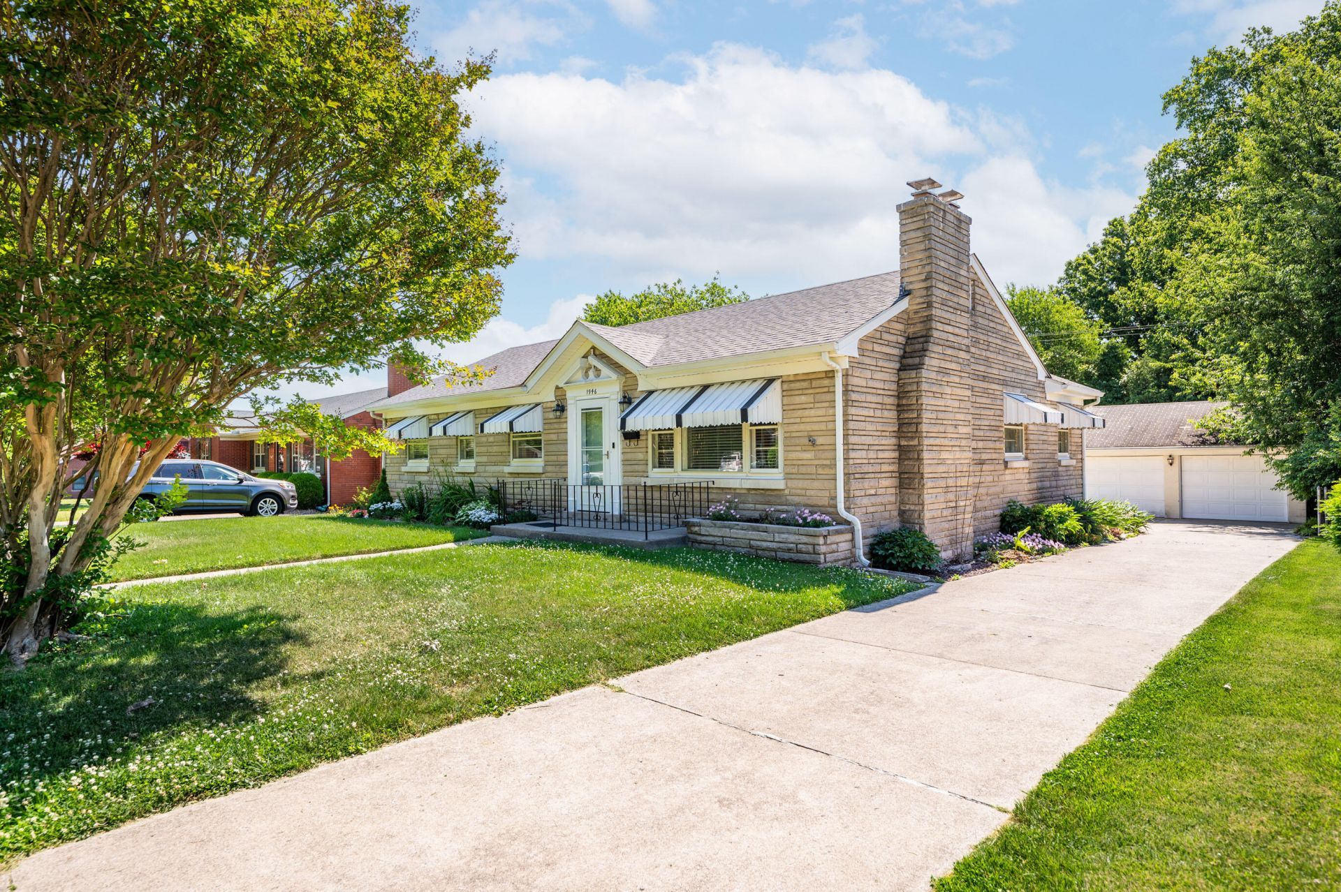 1946 Vicksburg Road, Lexington, KY 40504 Main Photo