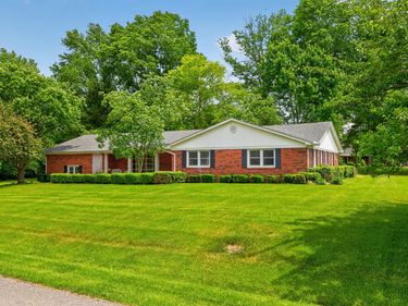 163 Juniper Drive, Versailles, KY 40383