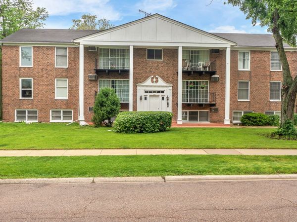 1740 Felten Road , Aurora, IL 60505