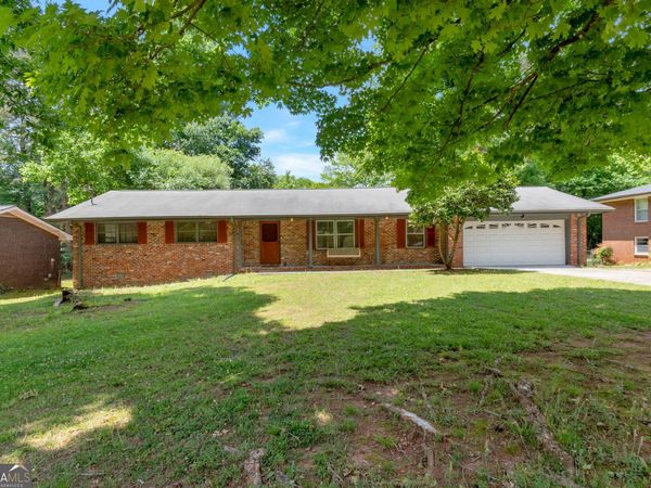 1289 Renee Drive SW, Lilburn, GA 30047