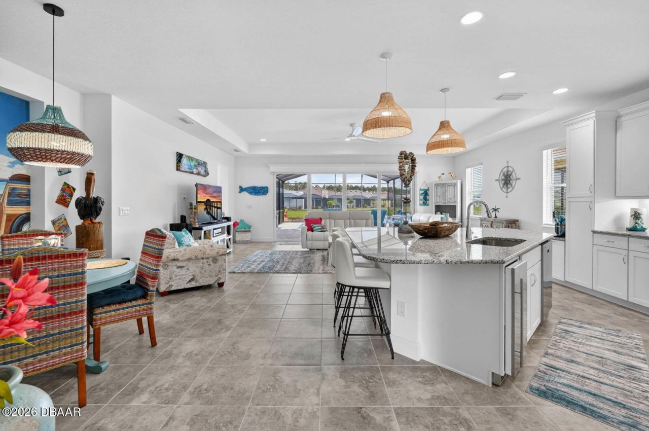 768 Margaritaville Avenue, Daytona Beach, FL 32124 Photo