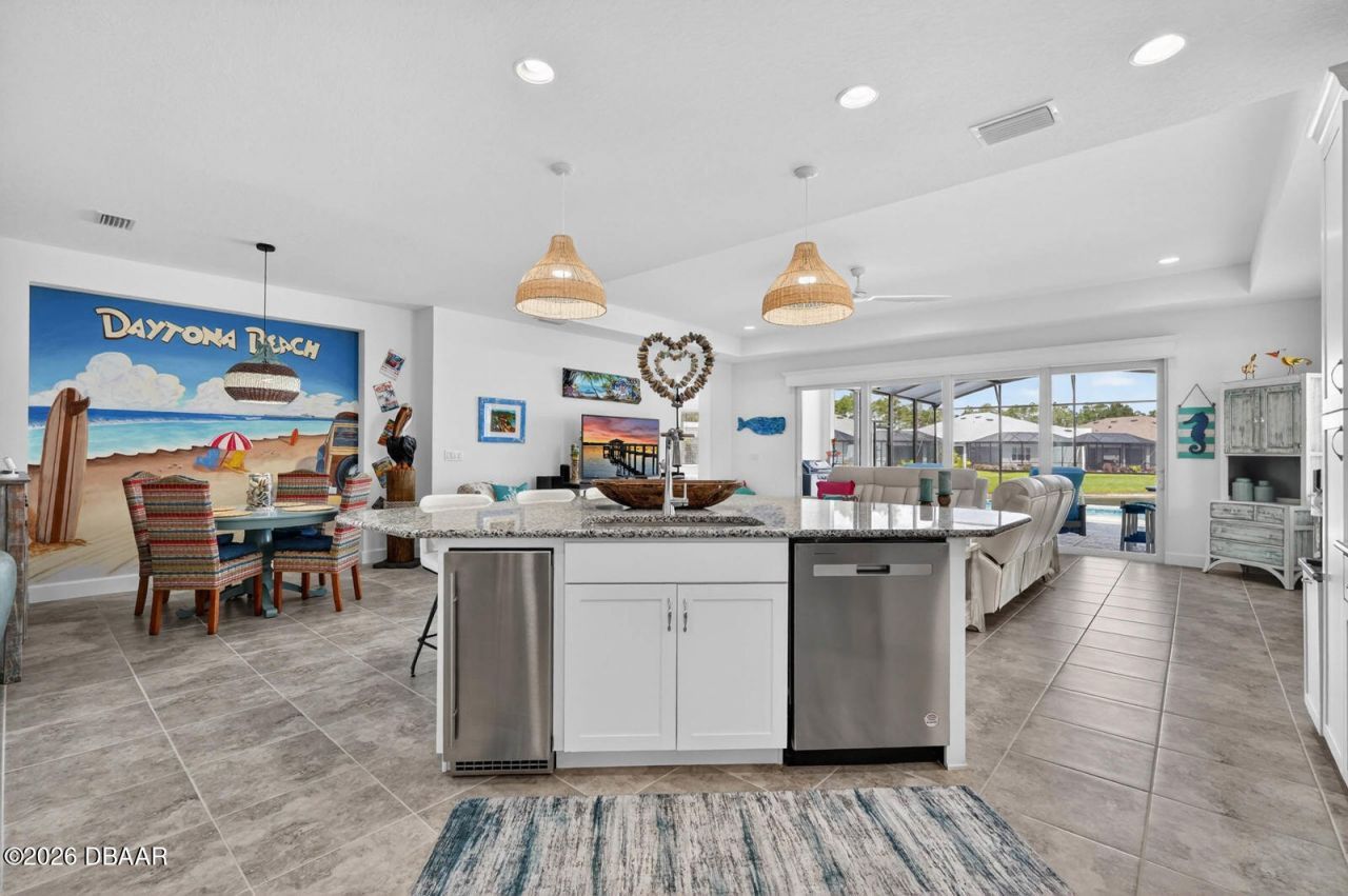 768 Margaritaville Avenue, Daytona Beach, FL 32124 Photo