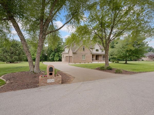 5324 Waterstone Drive, Mount Vernon, IN 47620