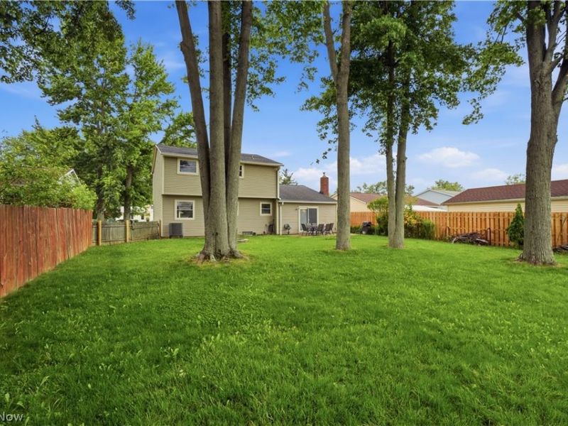 36515 Starboard Drive, Eastlake, OH 44095 Photo 32
