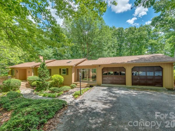66 Oakwood Lane , Columbus, NC 28722