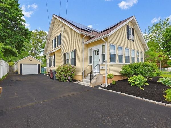 1139 East St, Dedham, MA 02026