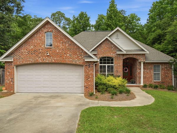 31 Hartley Dr., Hattiesburg, MS 39402