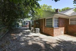 401-403 Waccamaw  photo 4