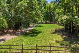 5755 Nutall Road photo 4