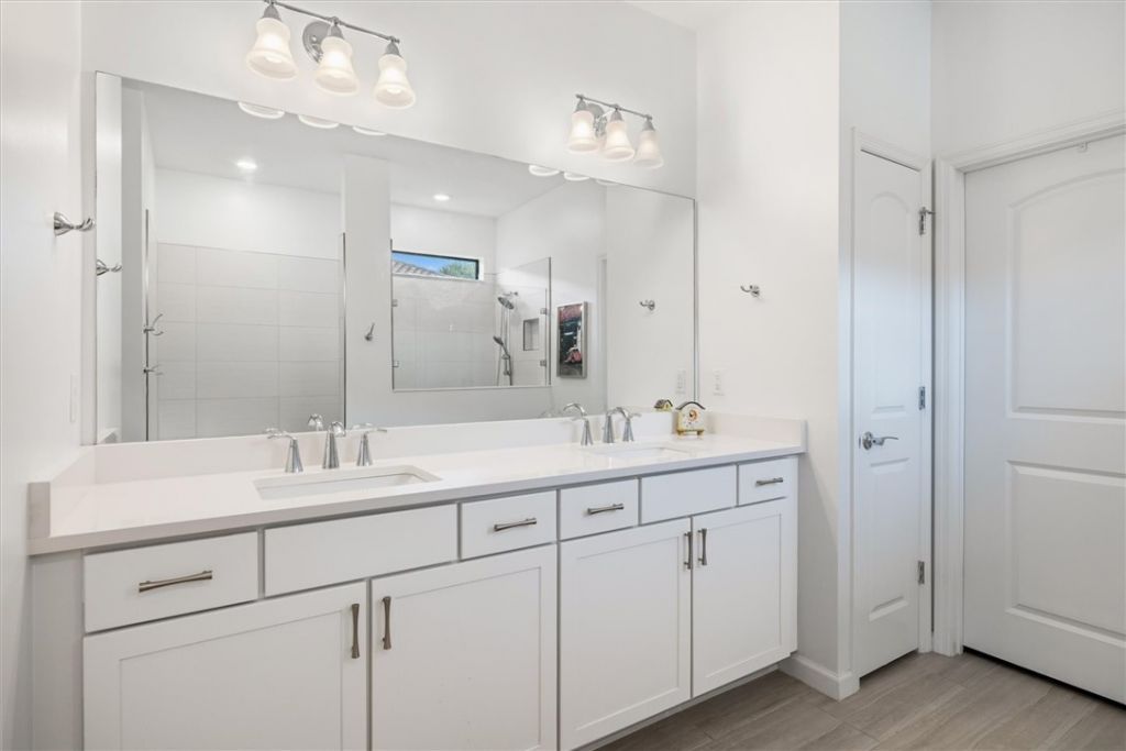 5048 Monroe Circle, Vero Beach, FL 32967 Photo
