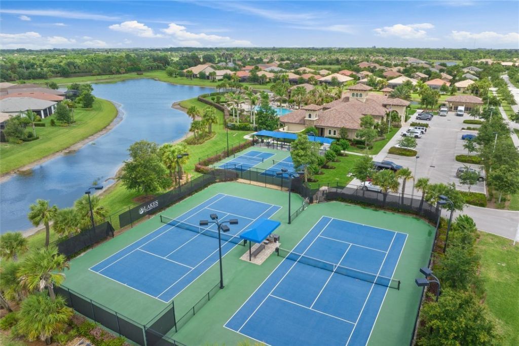 5048 Monroe Circle, Vero Beach, FL 32967 Photo