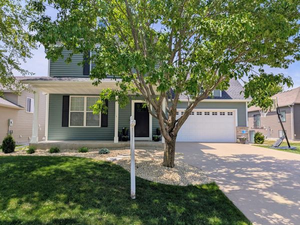 1411 Century Point Lane NE, Rochester, MN 55906