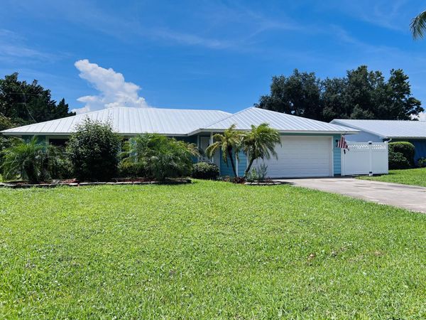 235 14th Avenue, Vero Beach, FL 32962
