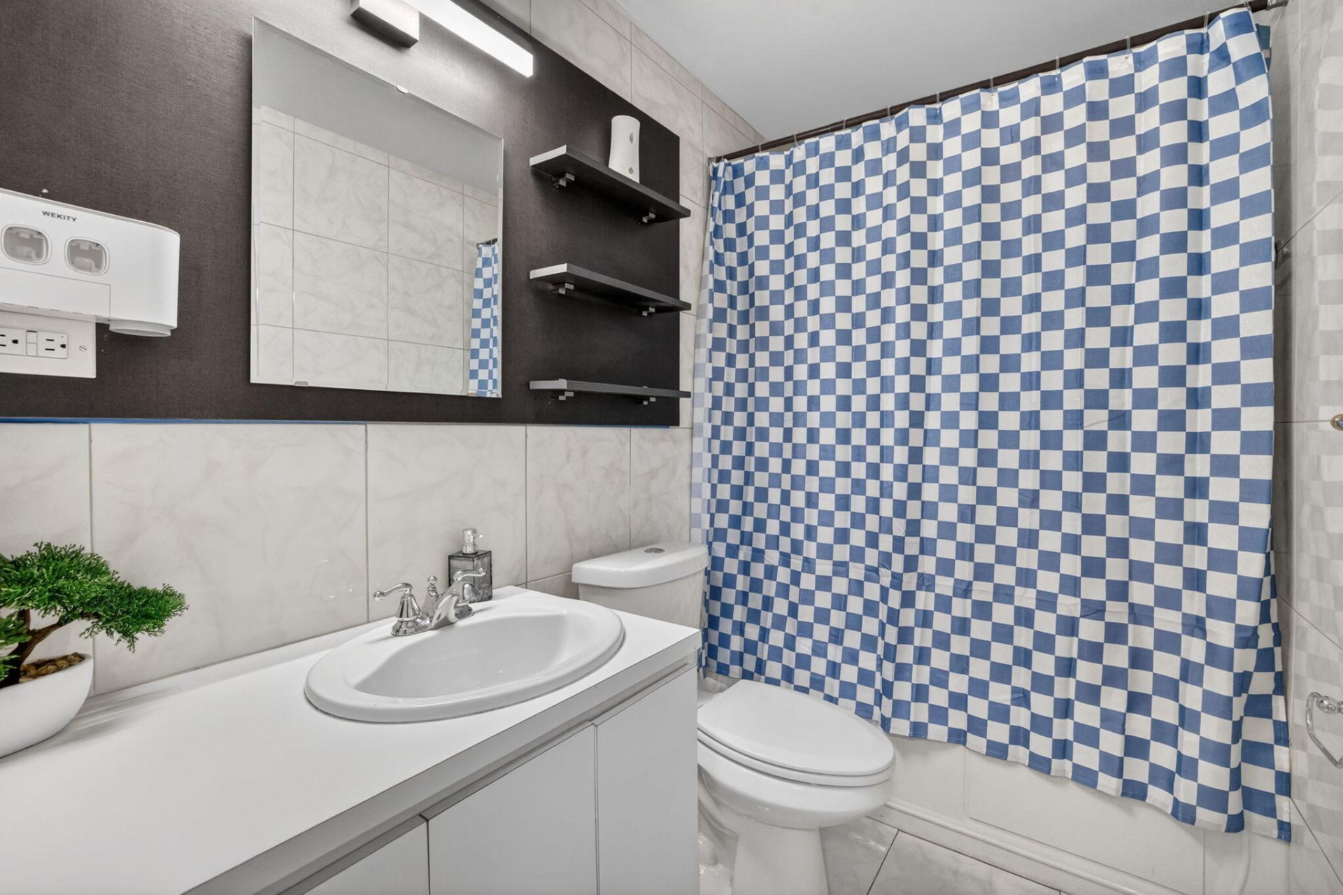 633 NW 30th Street, Wilton Manors, FL 33311 Photo