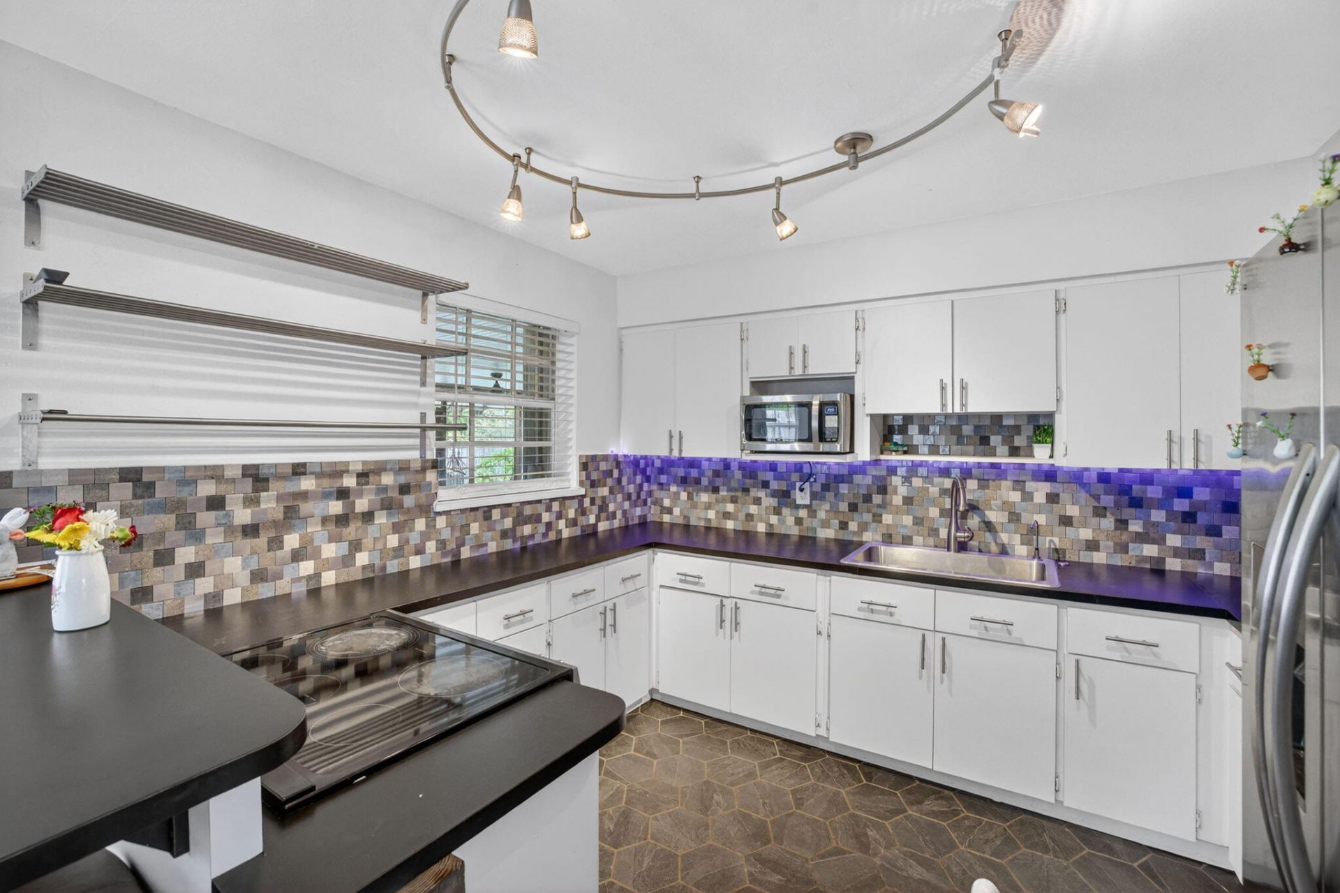 633 NW 30th Street, Wilton Manors, FL 33311 Photo