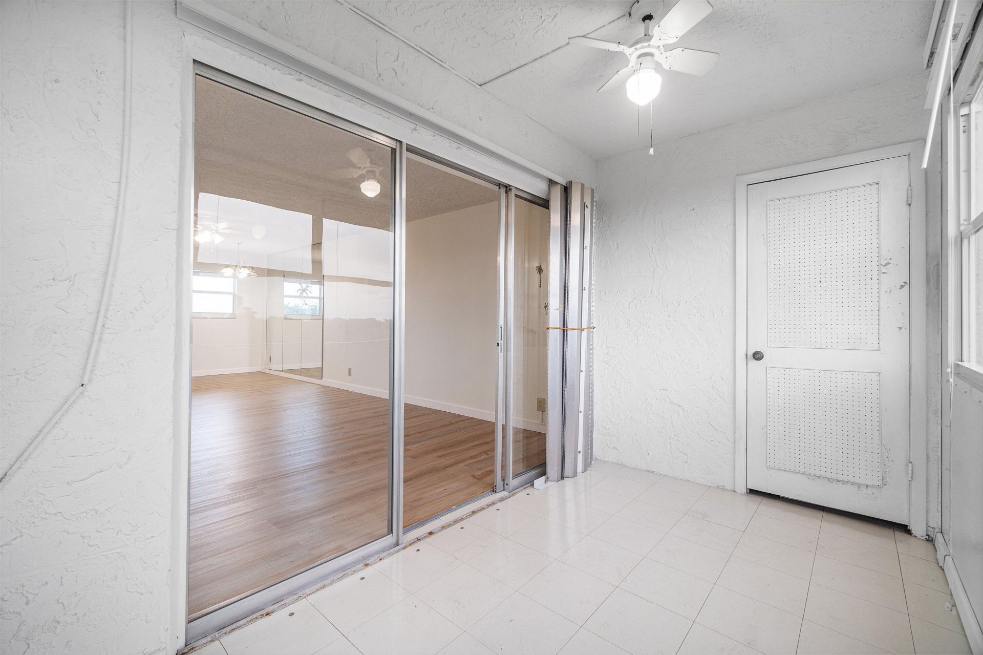 725 Lori Drive, Unit 410, Palm Springs, FL 33461 Photo