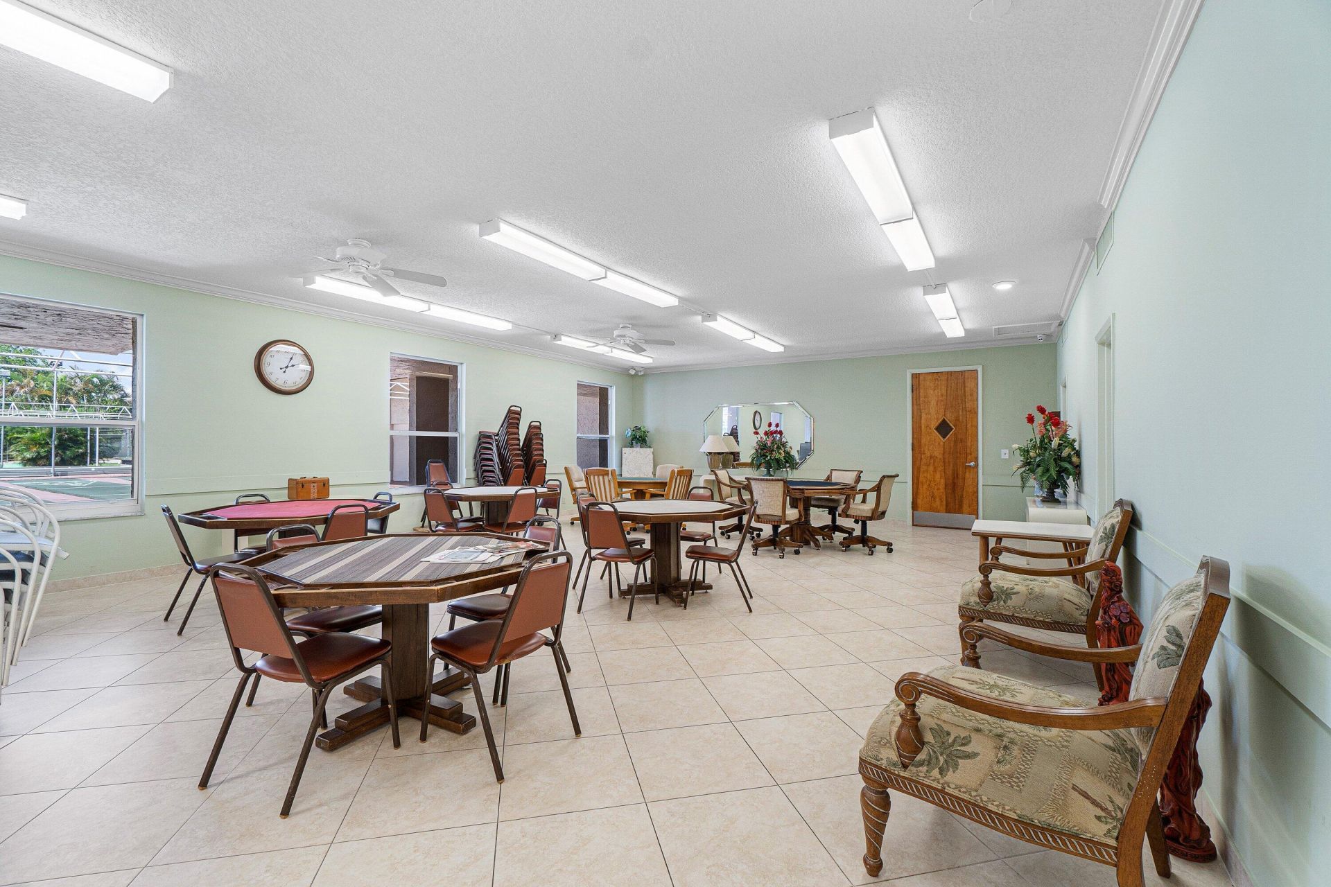 725 Lori Drive, Unit 410, Palm Springs, FL 33461 Photo