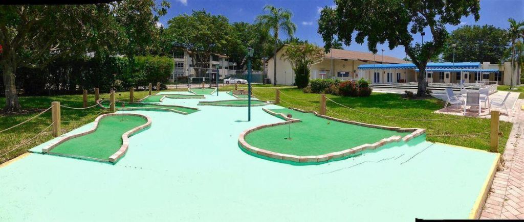 725 Lori Drive, Unit 410, Palm Springs, FL 33461 Photo