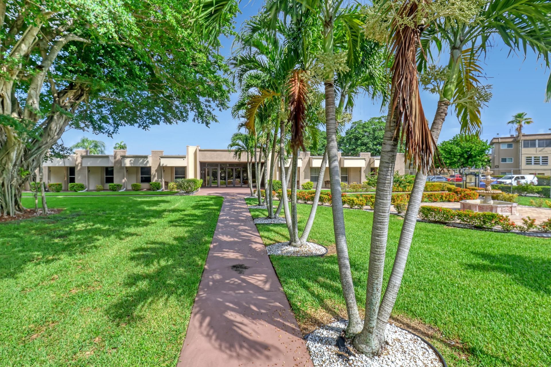 725 Lori Drive, Unit 410, Palm Springs, FL 33461 Photo
