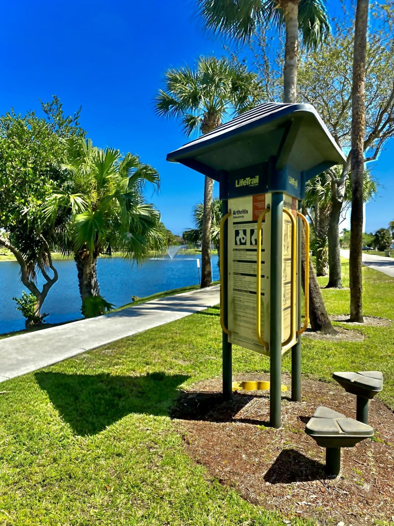 725 Lori Drive, Unit 410, Palm Springs, FL 33461 Photo