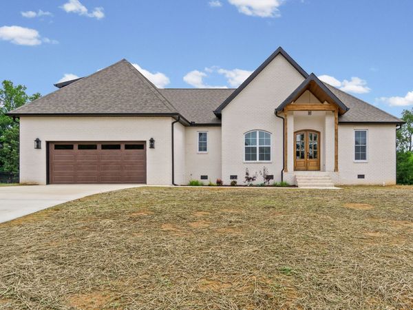 7161 Honeysuckle Trl, Baxter, TN 38544