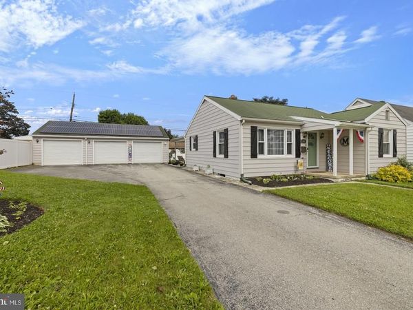 304 MOUL, HANOVER, PA 17331