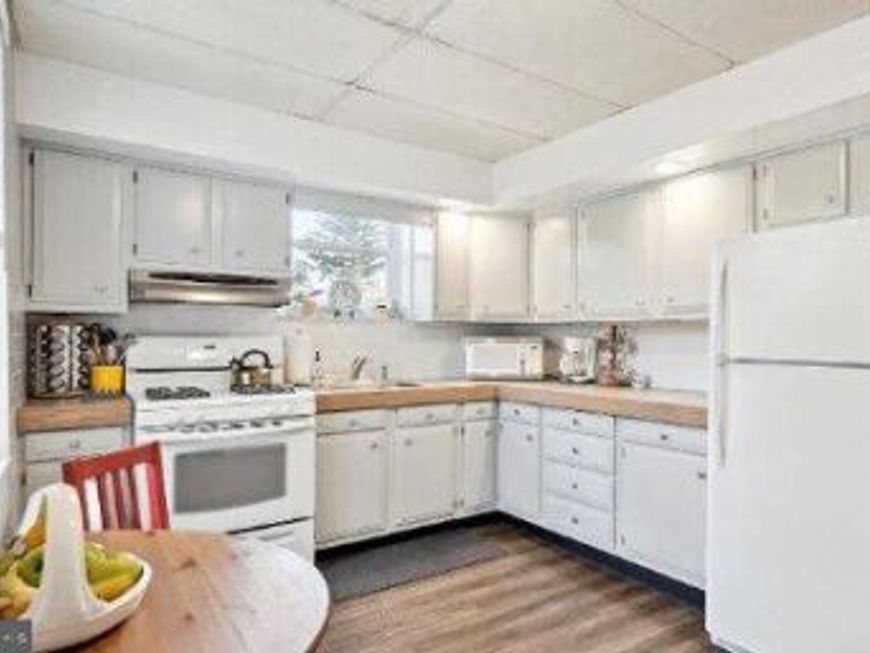 292 N Wycombe Avenue , Unit 2, Lansdowne, PA 19050 Main Photo