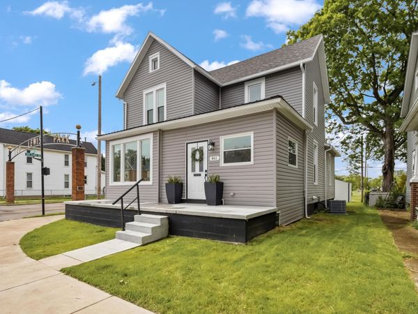 461 N Court Street , Circleville, OH 43113