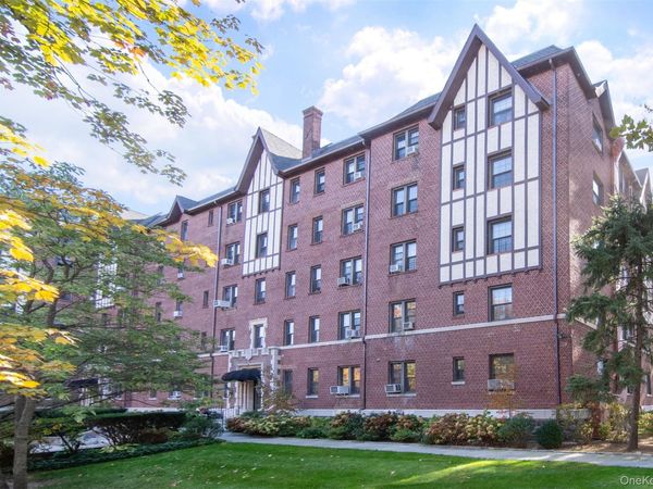 622 Pelhamdale Avenue , Unit 16, Pelham, NY 10803