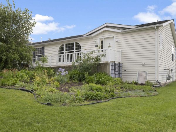 5715 CYPRESS Lane, MACHESNEY PARK, IL 61115